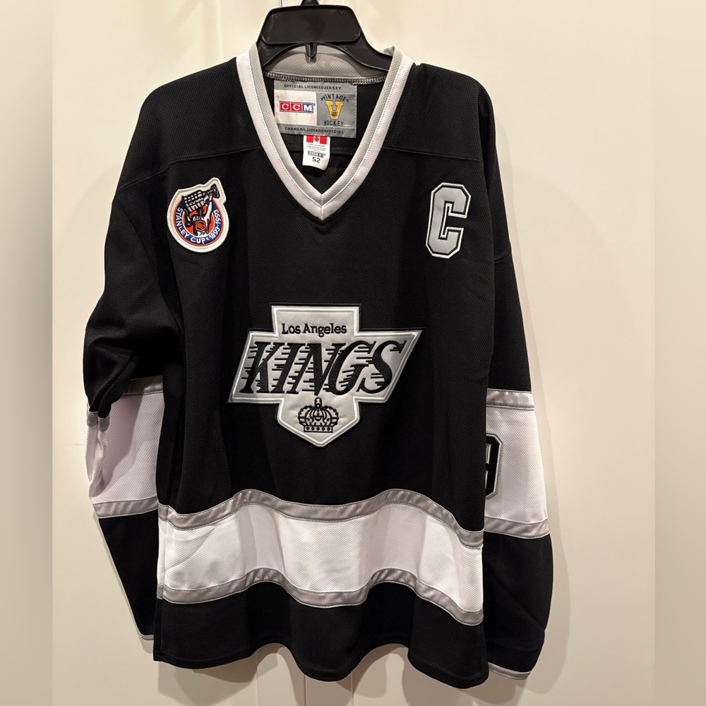 Wayne Gretzky, Los Angeles Kings Vintage Hockey Jersey